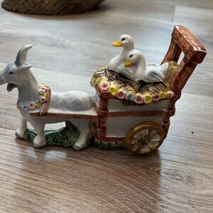 Vintage Schmid Howard Kaplan musical figurine from 1983.